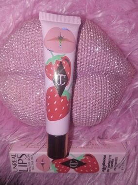 Charlotte Tilbury Strawberry Vanilla Lipgloss